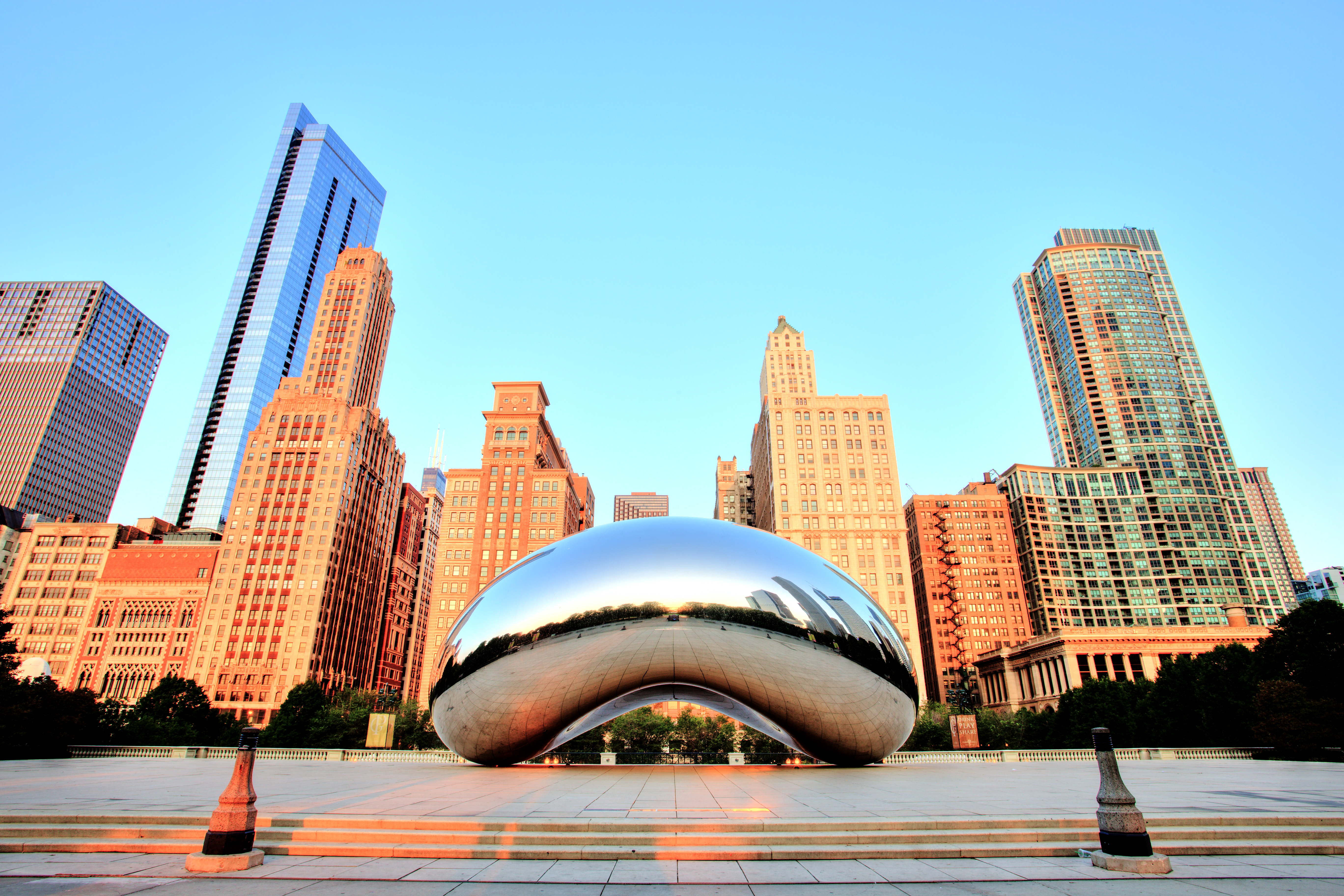 chicago monument bean
